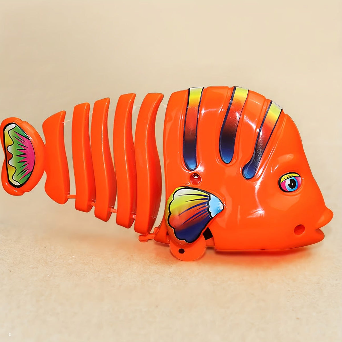 Wind-Up Wiggle Fish Toy - 2 PIECES لعبة سمكة متحركة 2 قطعة
