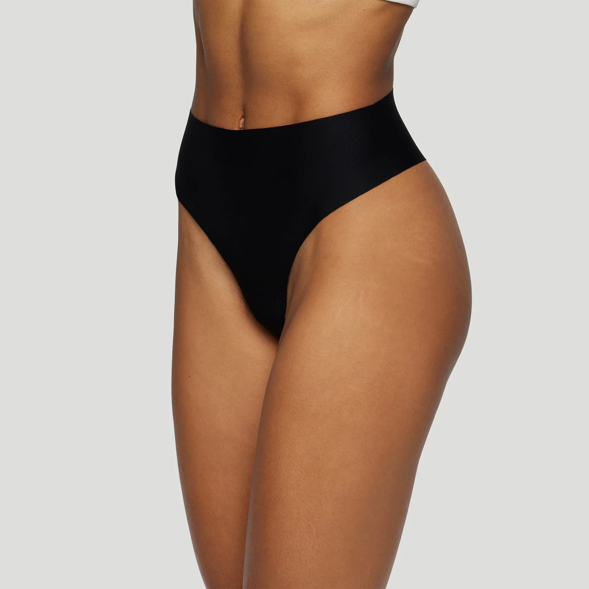CAMELTOE PROOF THONG ثونغ مانع للإحراج