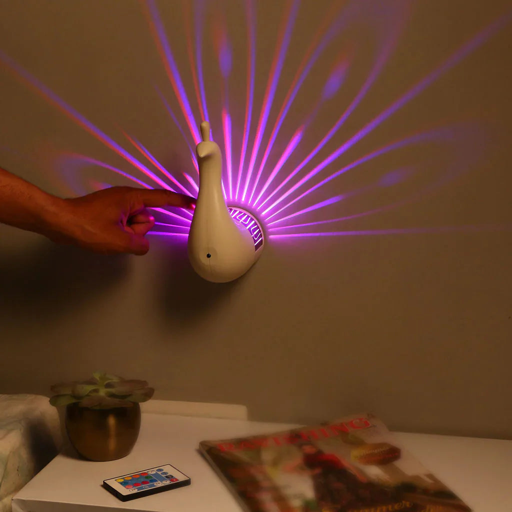 Peacock LED Wall Lamp مصباح جداري   بتصميم طاووس