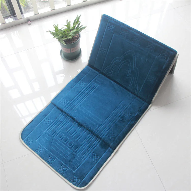 Foldable prayer mat with backrest سجادة صلاة قابلة للطي مع مسند ظهر
